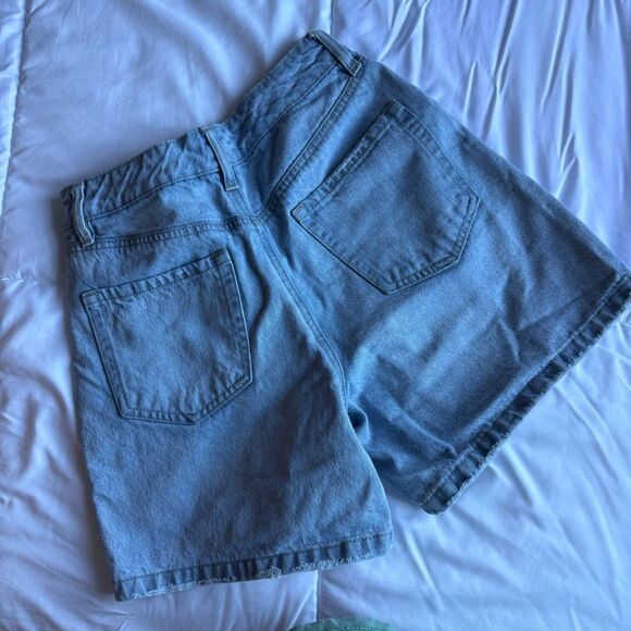 Forever 21 Light Blue Denim Shorts, 25 - Picture 4 of 6